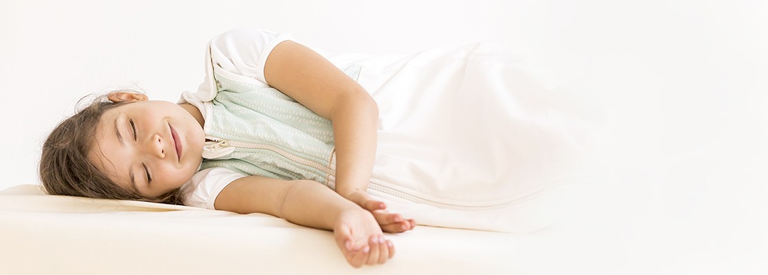 Seis razones para que los bebés usen sacos para dormir